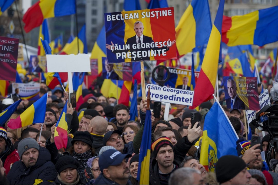 Romania Bars Anti-UN Presidential Front-runner Călin Georgescu, Violence Erupts