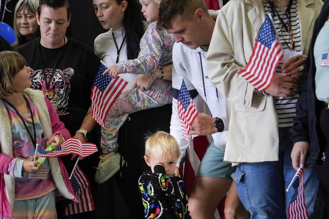 Media Leftists Melt Down Over Afrikaner Refugees Who Landed in U.S. Media Leftists Melt Down Over Afrikaner Refugees Who Landed in U.S.