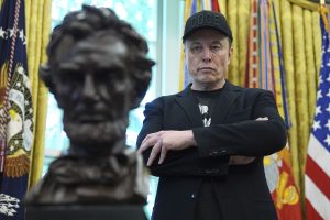 Elon Musk Vows to Launch Third Party