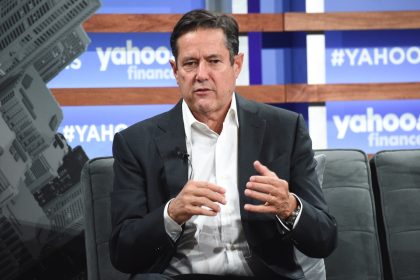 Massie Accuses Former Banking CEO of Being an Epstein Client; Hints at 19 Others