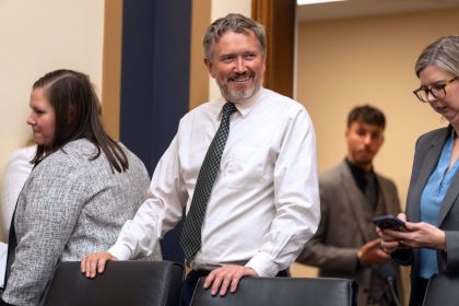 Arizona Special Election Secures Thomas Massie Enough Signatures for Epstein Disclosure Vote