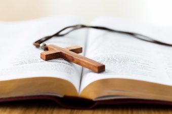 Maine Mom Challenges Court Order Forbidding Her to Take Daughter to Church
