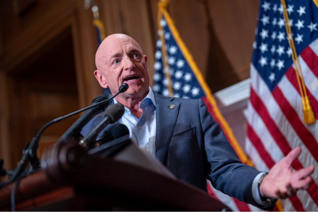 Navy Vet Kelly Still Can’t ID Any “Illegal Orders” From Trump After Video Message to Military Personnel