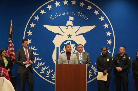 Top Democrats in Columbus, Ohio, Warn Illegal Aliens That ICE Is in Town