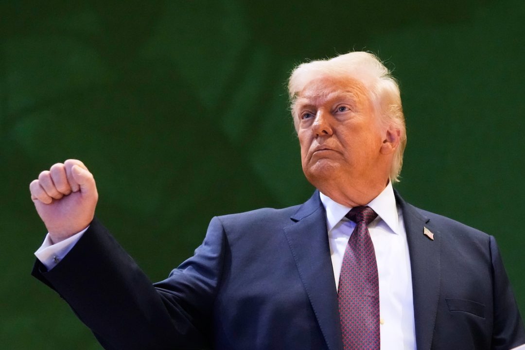 Trump Backs Off Greenland Tariffs — Announces Future Deal Framework