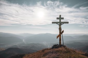 Ukrainian Christians Go Underground in Face of Persecution and Church Seizures