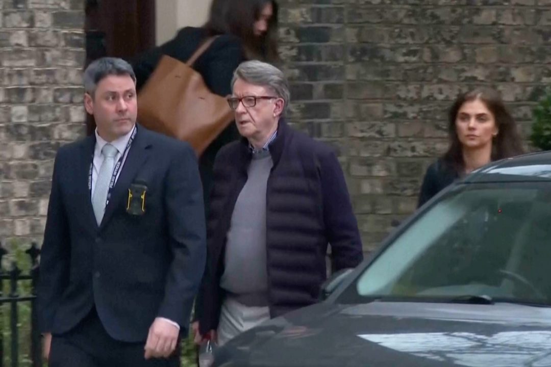 Former British Ambassador to U.S. Mandelson Arrested for Passing Secrets to Epstein