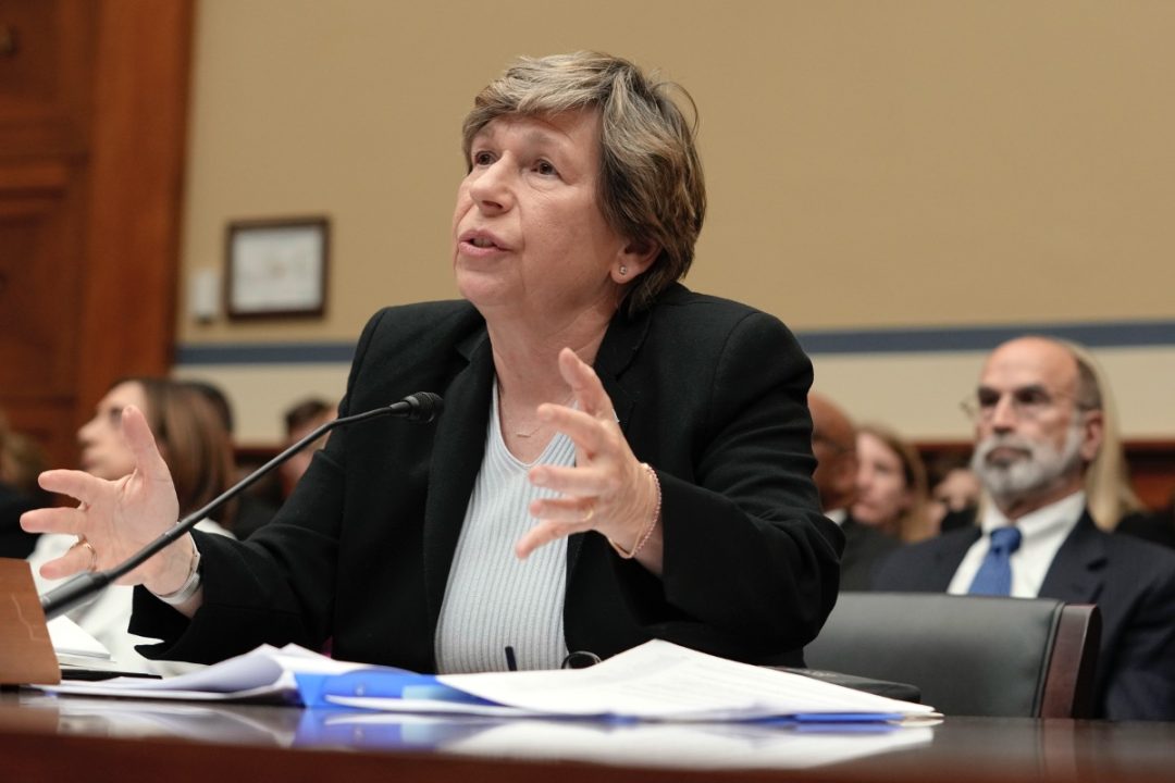 Weingarten Calls for WEF Involvement in U.S. Curriculum