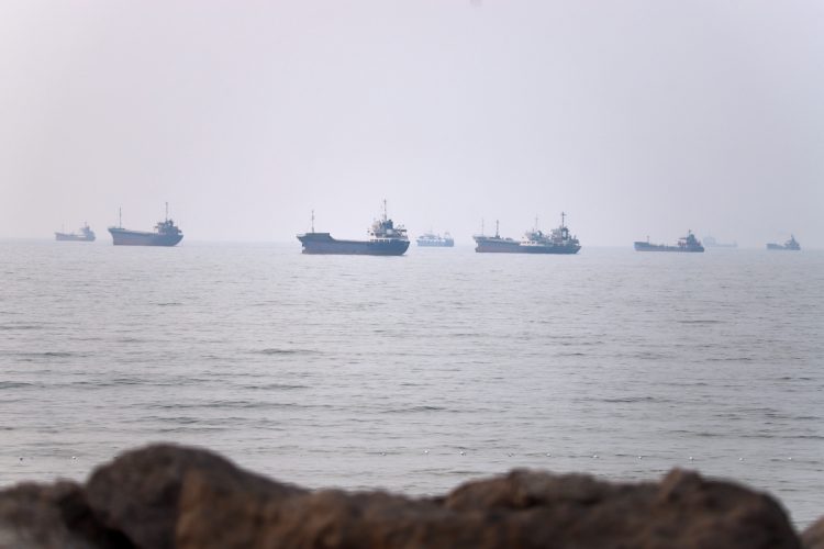 WSJ: “Fight Over Hormuz Boils Down to One Poorly Worded Clause in Trump’s Deal”