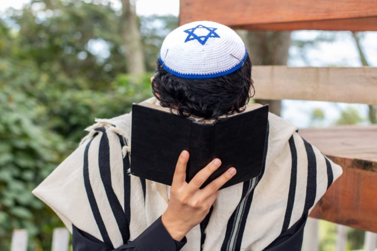 Permit to Pray? Town Clamps Down on Jews’ Worship — SCOTUS to Hear Case Permit to Pray? Town Clamps Down on Jews’ Worship — SCOTUS to Hear Case