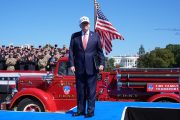 Trump Adds to 9/11 Claims, Says Firefighters Carried Him Away as Building Threatened Collapse