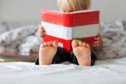 Daycare Teacher Babysits Low-tech, “No Screens” Kids; Learns a Scary Lesson