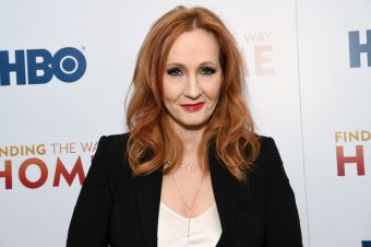 Rowling Stands Her Ground on “Elitist” Trans Agenda Despite “Avalanche” of Threats