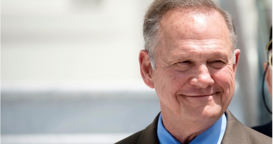 Former Ala Chief Justice Roy Moore Leads Gop Race For U S Senate Seat